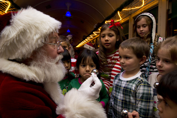 gcr_Santa With Kids gcr_Santa With Kids