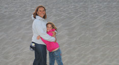 Mandy-Arianne-Beach 2