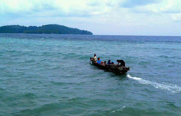 Fishing-boat-cropped-600px