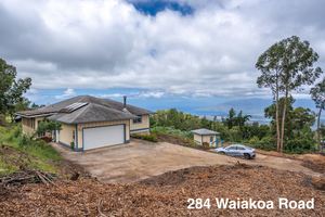 15 Waiakoa Pl